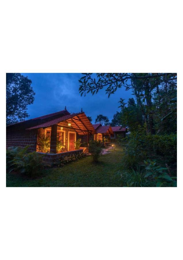 The Horse & Chariot Hotel Madikeri Exterior photo
